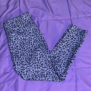 CALIA by Carrie Underwood Leggings💙